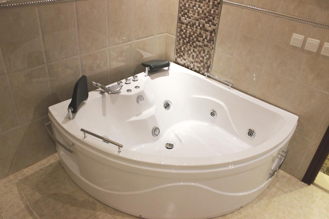Elite Suites Hotel - Almalqa リヤード エクステリア 写真