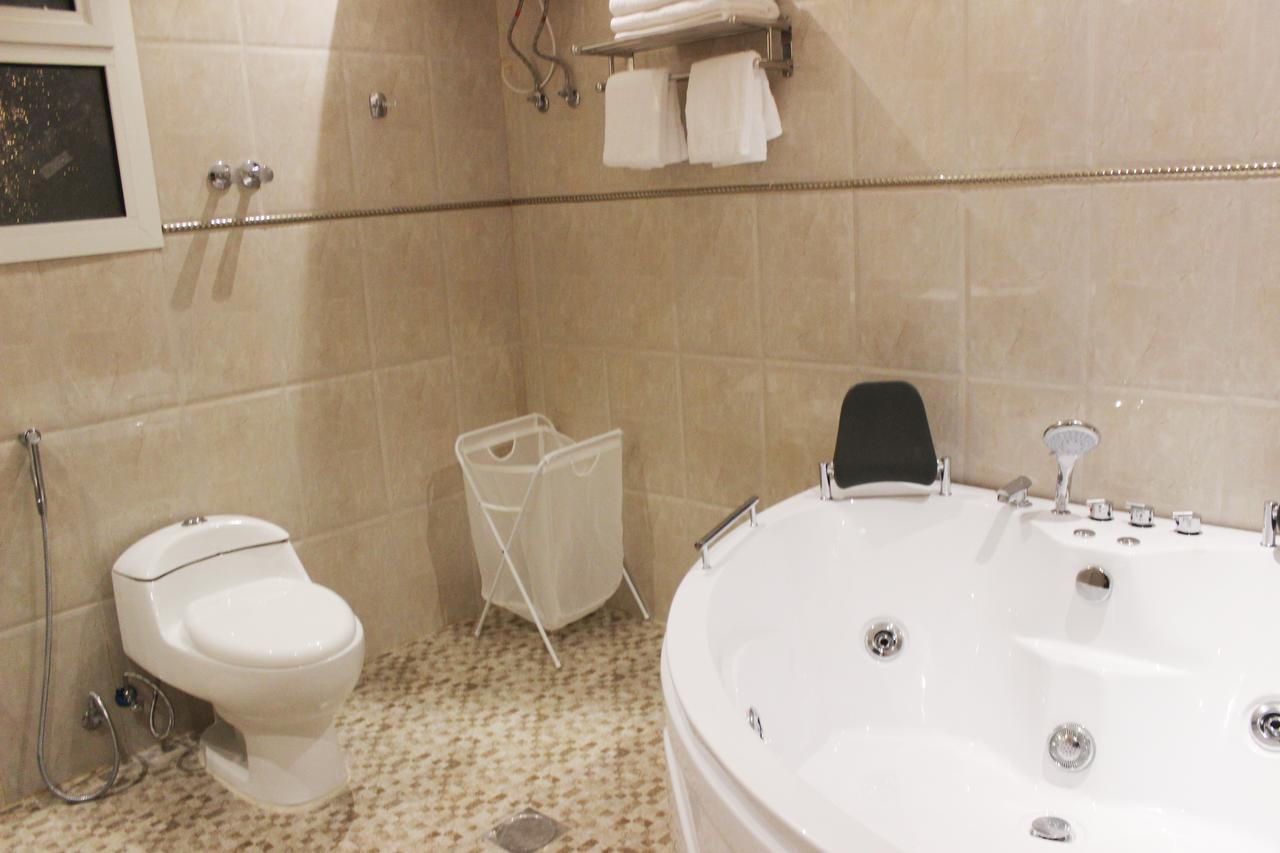 Elite Suites Hotel - Almalqa リヤード エクステリア 写真